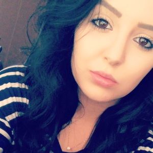 Meet your Posher, Shae